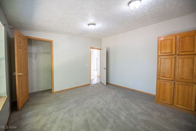 2709 Backwater Road SE, New Philadelphia, OH 44663