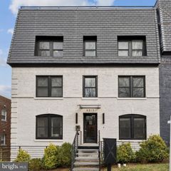 4017 DAVIS PL NW #7, Washington, DC 20007