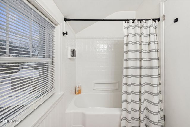 553 Andora Drive, Toledo, OH 43609