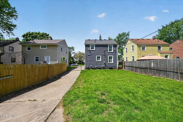 553 Andora Drive, Toledo, OH 43609