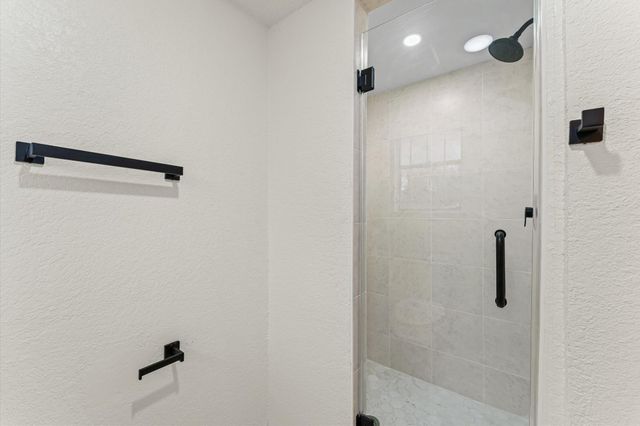 2203 Drayton Lane, Houston, TX 77088