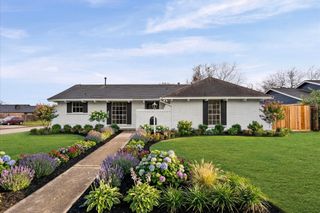 2203 Drayton Lane, Houston, TX 77088