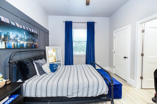 240 Eaglerock, Poteet, TX 78065