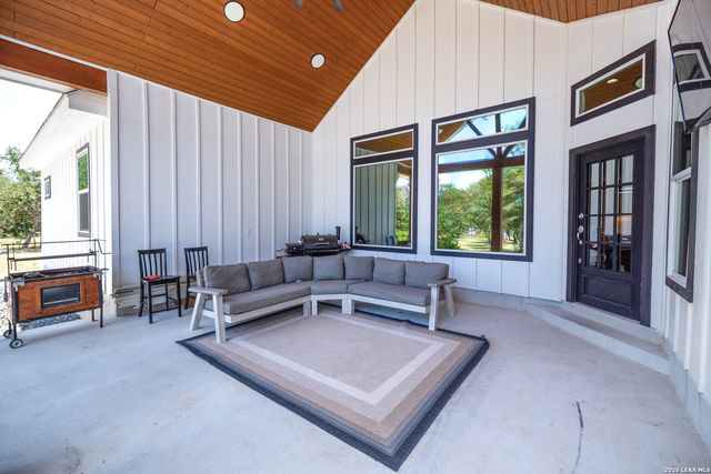 240 Eaglerock, Poteet, TX 78065