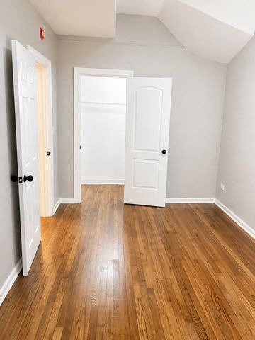 3927 W Lexington Avenue 1, Chicago, IL 60624