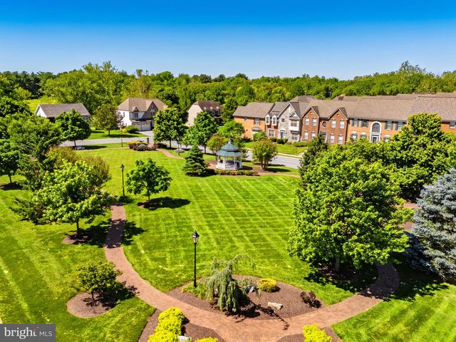 157 LOUISA BEALL LN, Charles Town, WV 25414