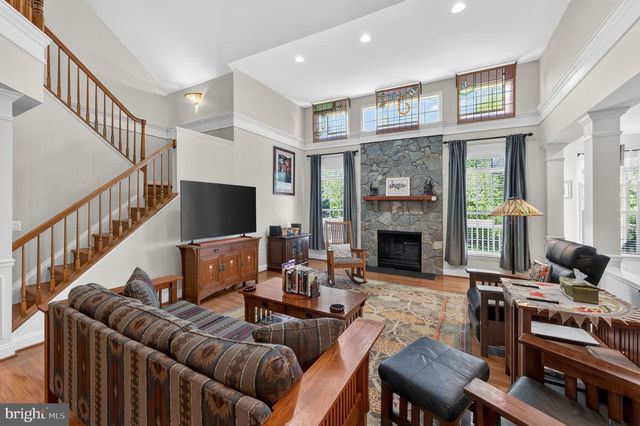 157 LOUISA BEALL LN, Charles Town, WV 25414