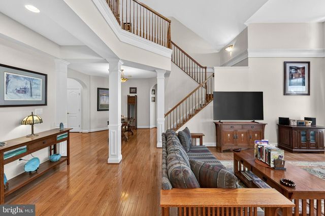 157 LOUISA BEALL LN, Charles Town, WV 25414