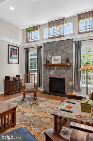 157 LOUISA BEALL LN, Charles Town, WV 25414