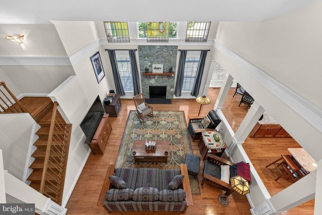 157 LOUISA BEALL LN, Charles Town, WV 25414
