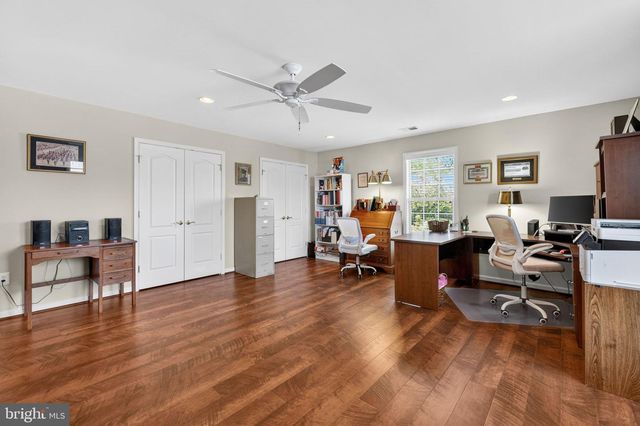 157 LOUISA BEALL LN, Charles Town, WV 25414