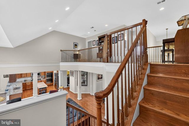 157 LOUISA BEALL LN, Charles Town, WV 25414
