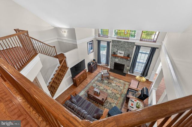 157 LOUISA BEALL LN, Charles Town, WV 25414