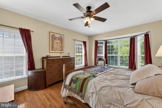 157 LOUISA BEALL LN, Charles Town, WV 25414