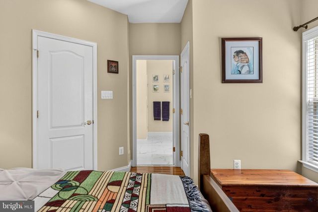 157 LOUISA BEALL LN, Charles Town, WV 25414
