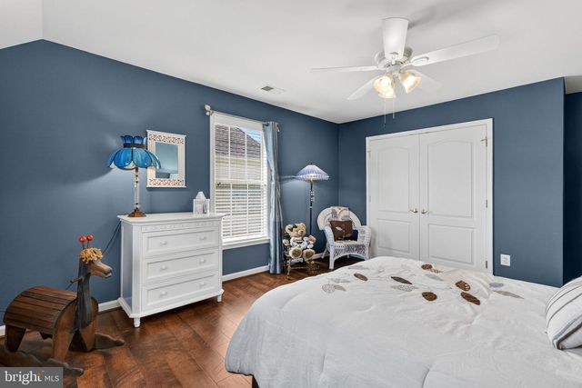 157 LOUISA BEALL LN, Charles Town, WV 25414