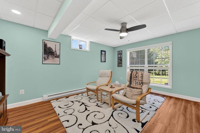 157 LOUISA BEALL LN, Charles Town, WV 25414