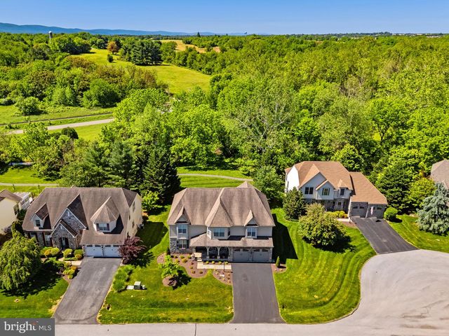 157 LOUISA BEALL LN, Charles Town, WV 25414