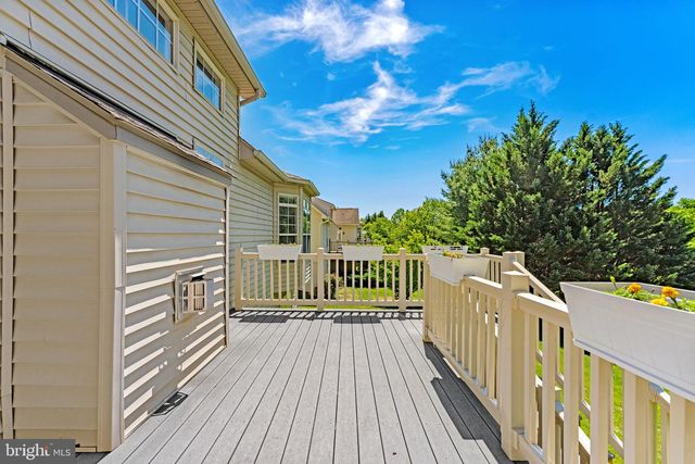 157 LOUISA BEALL LN, Charles Town, WV 25414