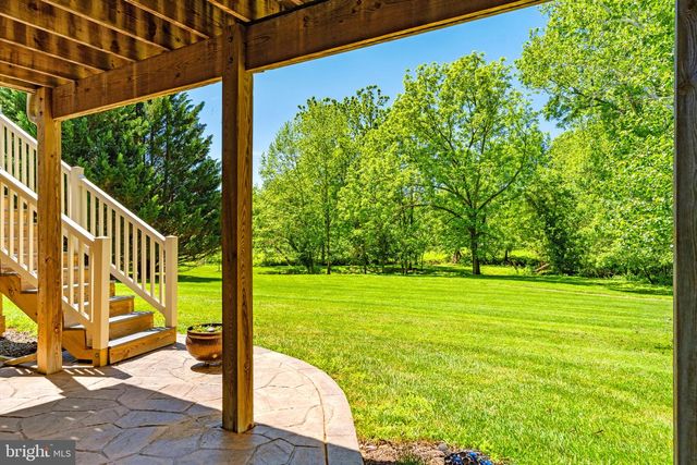 157 LOUISA BEALL LN, Charles Town, WV 25414