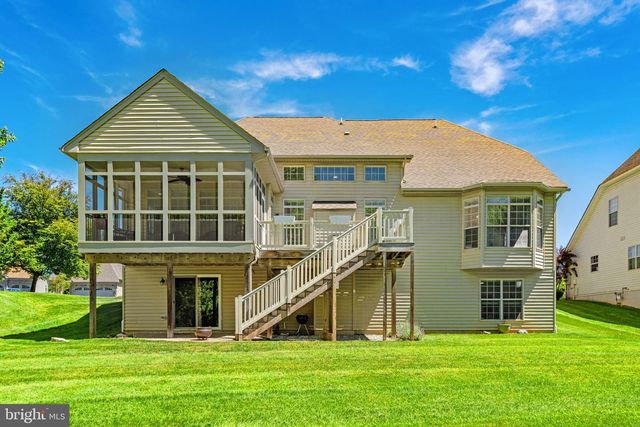 157 LOUISA BEALL LN, Charles Town, WV 25414