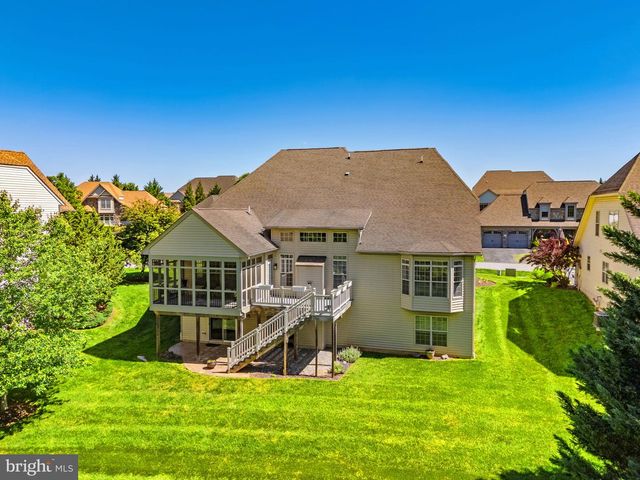 157 LOUISA BEALL LN, Charles Town, WV 25414