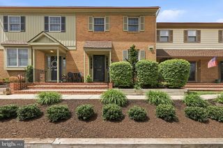 633 E MAIN ST #B2, Moorestown, NJ 08057