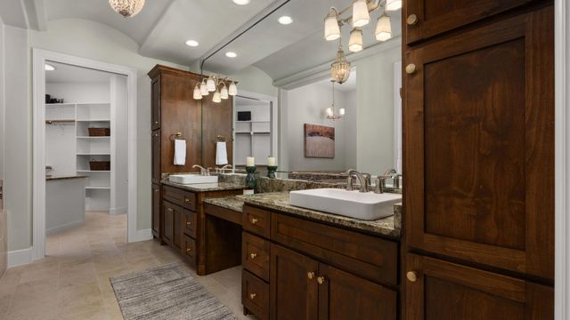 250 Sandy Creek CV, Driftwood, TX 78619