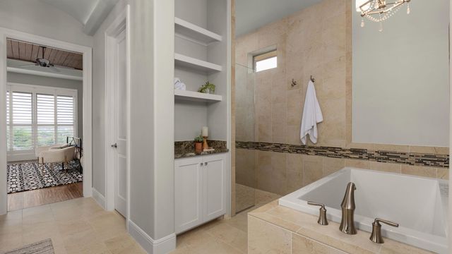 250 Sandy Creek CV, Driftwood, TX 78619