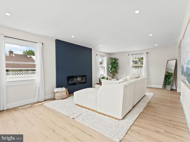 126 TIFFANY LN, Willingboro, NJ 08046