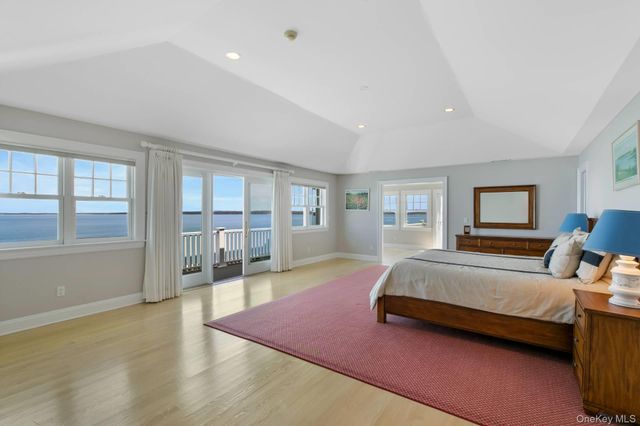 7225 Nassau Point Road, Cutchogue, NY 11935