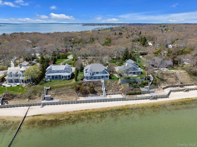 7225 Nassau Point Road, Cutchogue, NY 11935