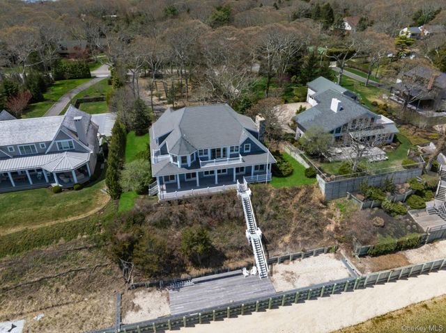 7225 Nassau Point Road, Cutchogue, NY 11935
