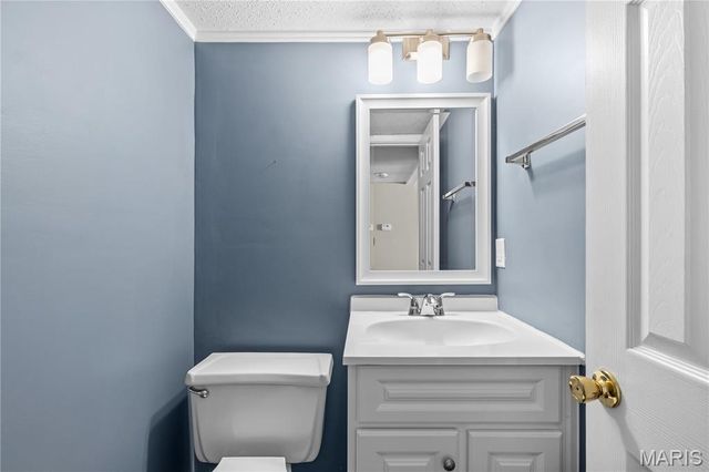 2430 Charente Drive, Maryland Heights, MO 63043