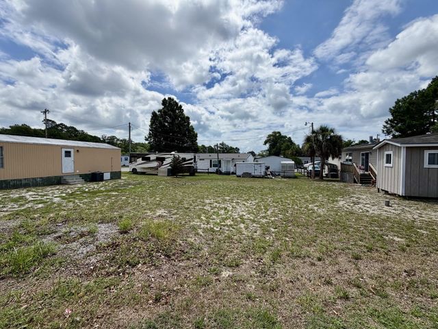 2602 Hill St., North Myrtle Beach, SC 29582
