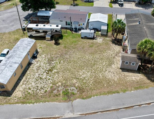 2602 Hill St., North Myrtle Beach, SC 29582