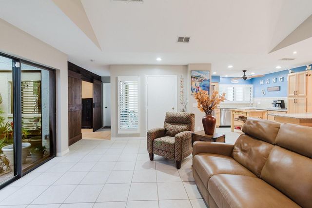 4603 STONEHAVEN PLACE, New Port Richey, FL 34652