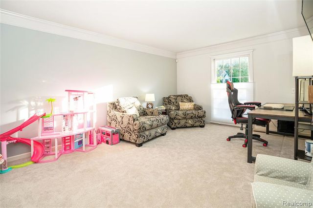 4987 Arbor Court, West Bloomfield, MI 48324