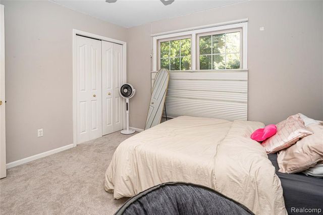 4987 Arbor Court, West Bloomfield, MI 48324