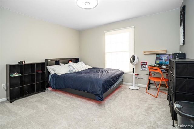 4987 Arbor Court, West Bloomfield, MI 48324