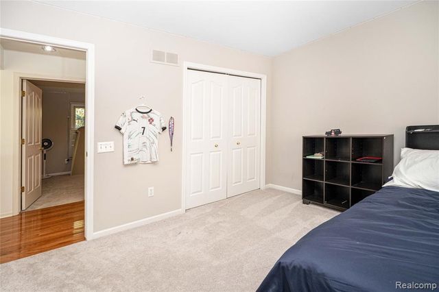 4987 Arbor Court, West Bloomfield, MI 48324