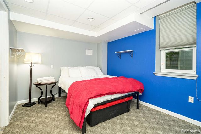 4987 Arbor Court, West Bloomfield, MI 48324