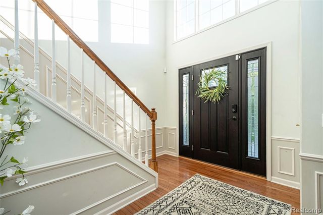 4987 Arbor Court, West Bloomfield, MI 48324
