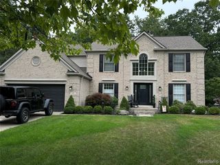 4987 Arbor Court, West Bloomfield, MI 48324