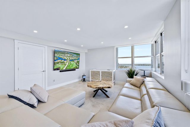 5200 N Ocean Drive 2003, Singer Island, FL 33404