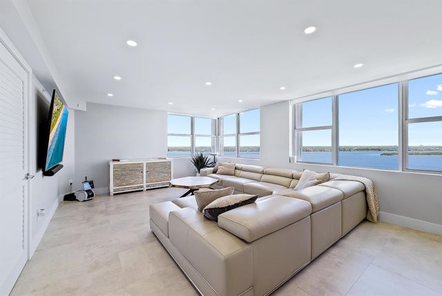 5200 N Ocean Drive 2003, Singer Island, FL 33404