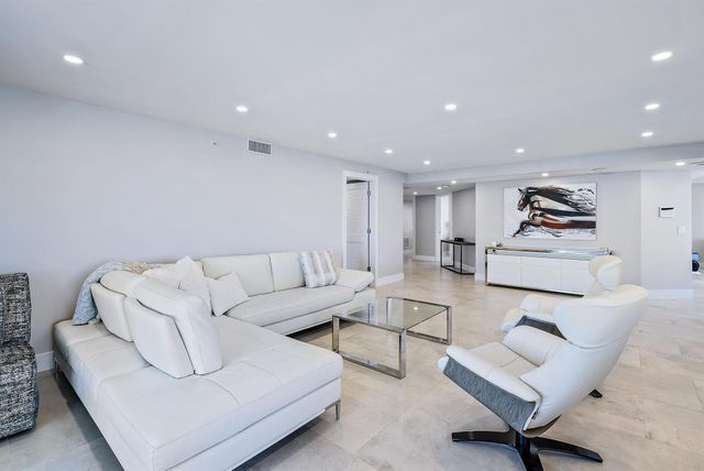 5200 N Ocean Drive 2003, Singer Island, FL 33404