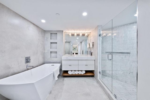 5200 N Ocean Drive 2003, Singer Island, FL 33404