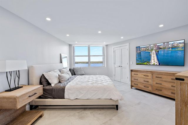 5200 N Ocean Drive 2003, Singer Island, FL 33404