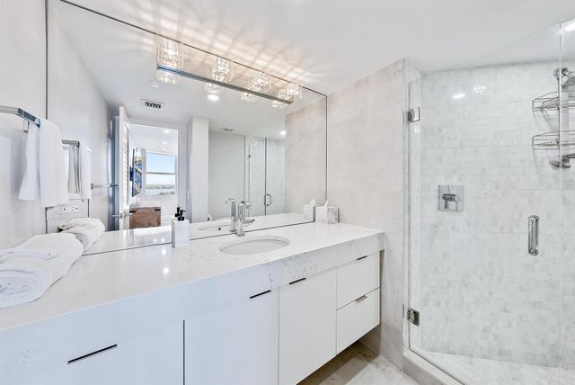 5200 N Ocean Drive 2003, Singer Island, FL 33404